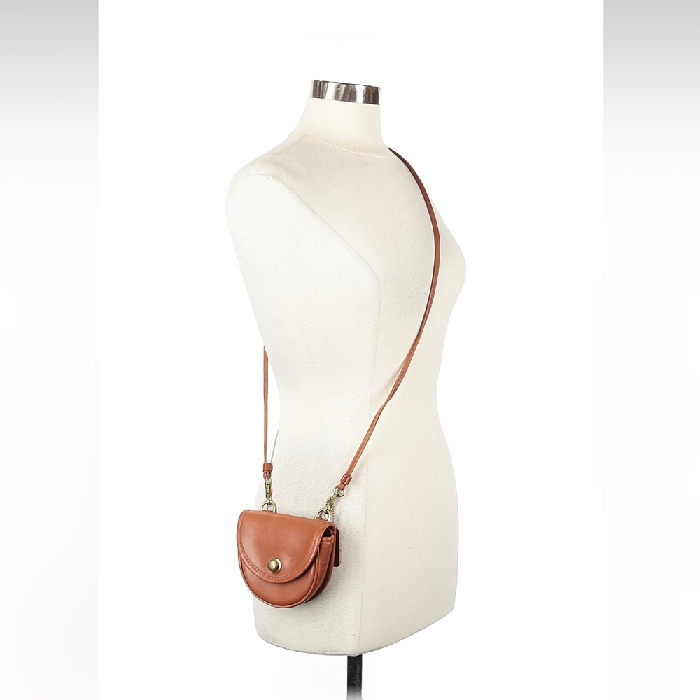 Vintage 9826 Coach Mini Belt Bag British Tan Glovetanned Leather USA 0722-132 - Picture 3 of 16